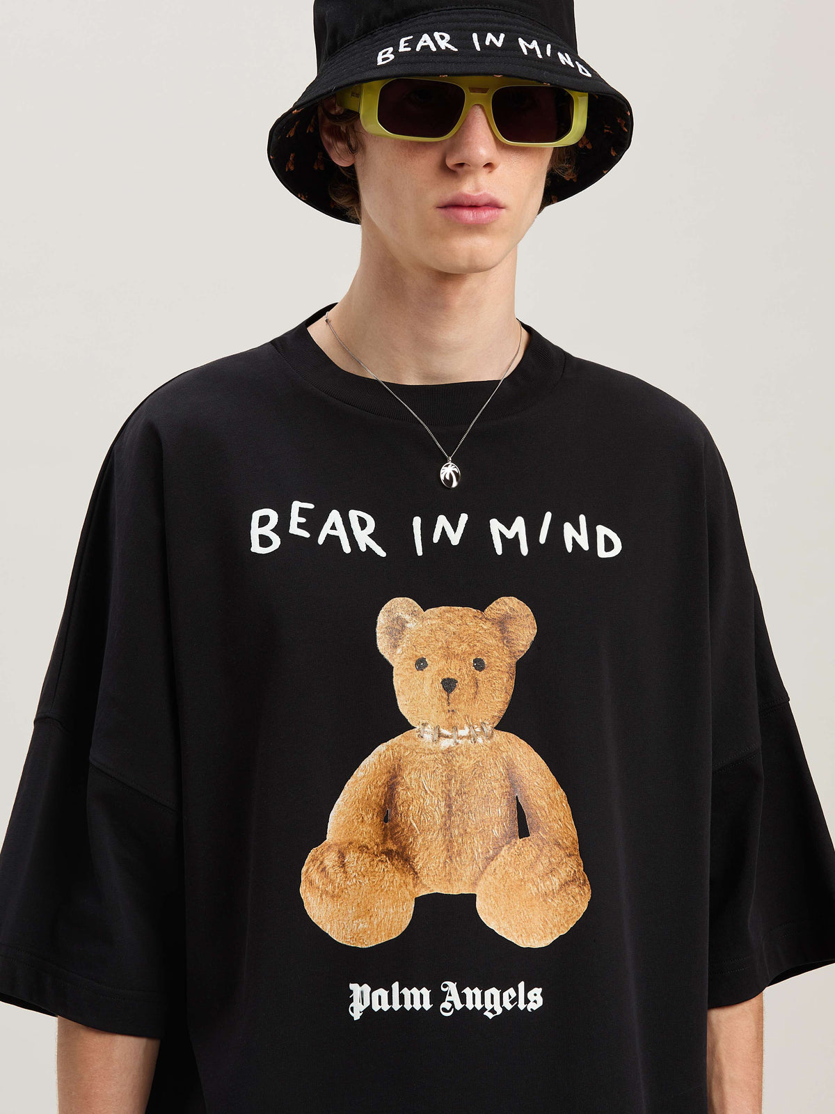 PALM ANGELS  BEAR IN MIND OVER TEE BLACK - BROWN PMAA002S25JER002