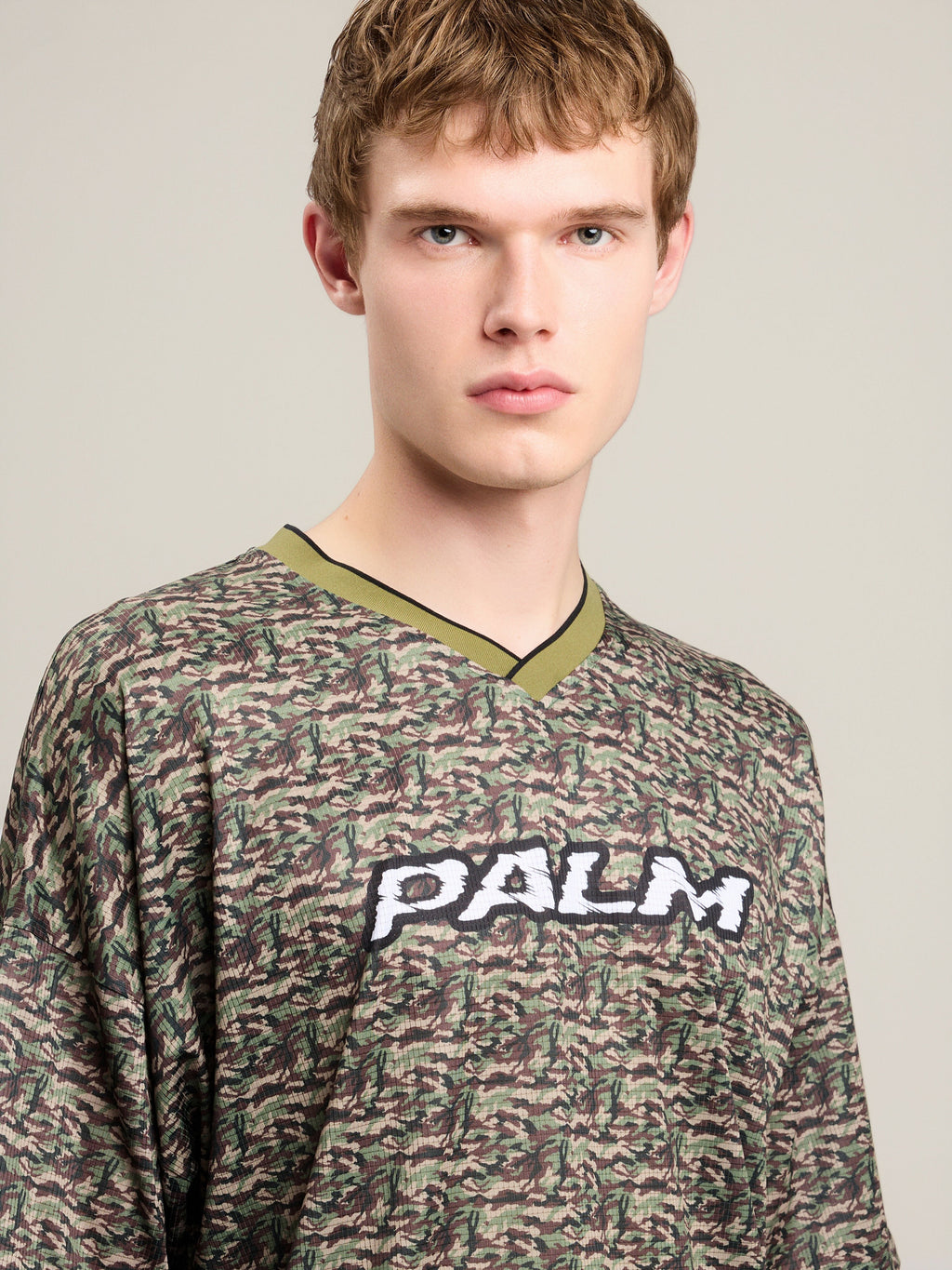 PALM ANGELS Camo Allover Palm Sport T-Shirt BROWN OFF WHITE PMAA10NS26FAB002