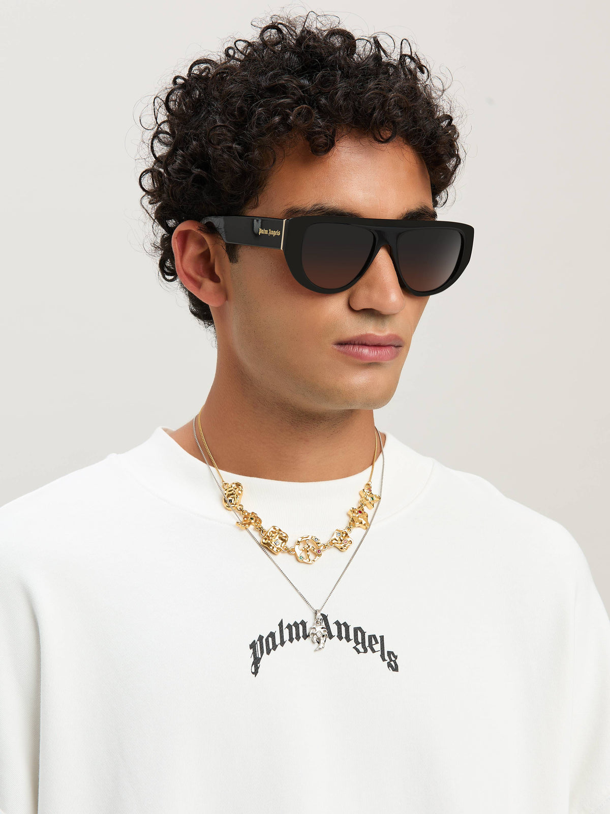 PALM ANGELS  BACK CURVED LOGO CREW OFF WHITE - BLACK PMBA080S25FLE001