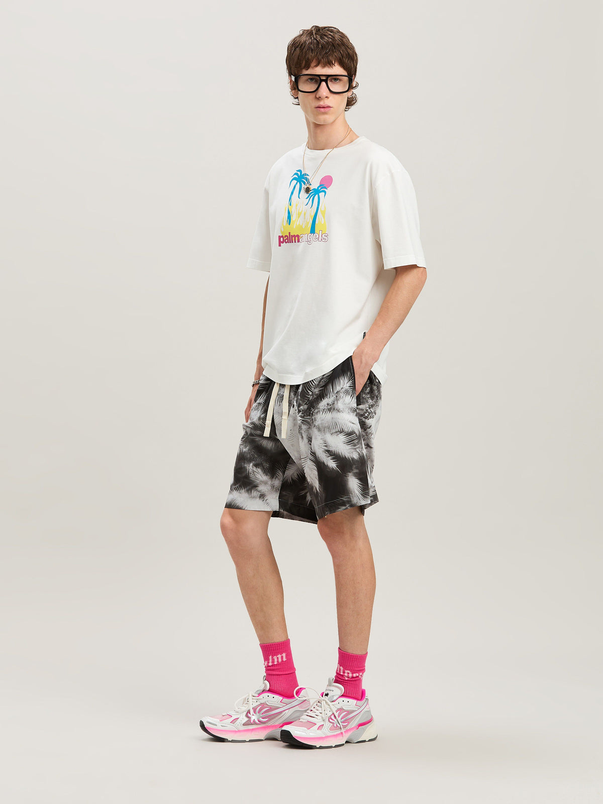 PALM ANGELS  BLACK BLUEPRINT PALMS SHORTS BLACK - OFF BLACK - OFF WHITE PMCB058S25FAB002