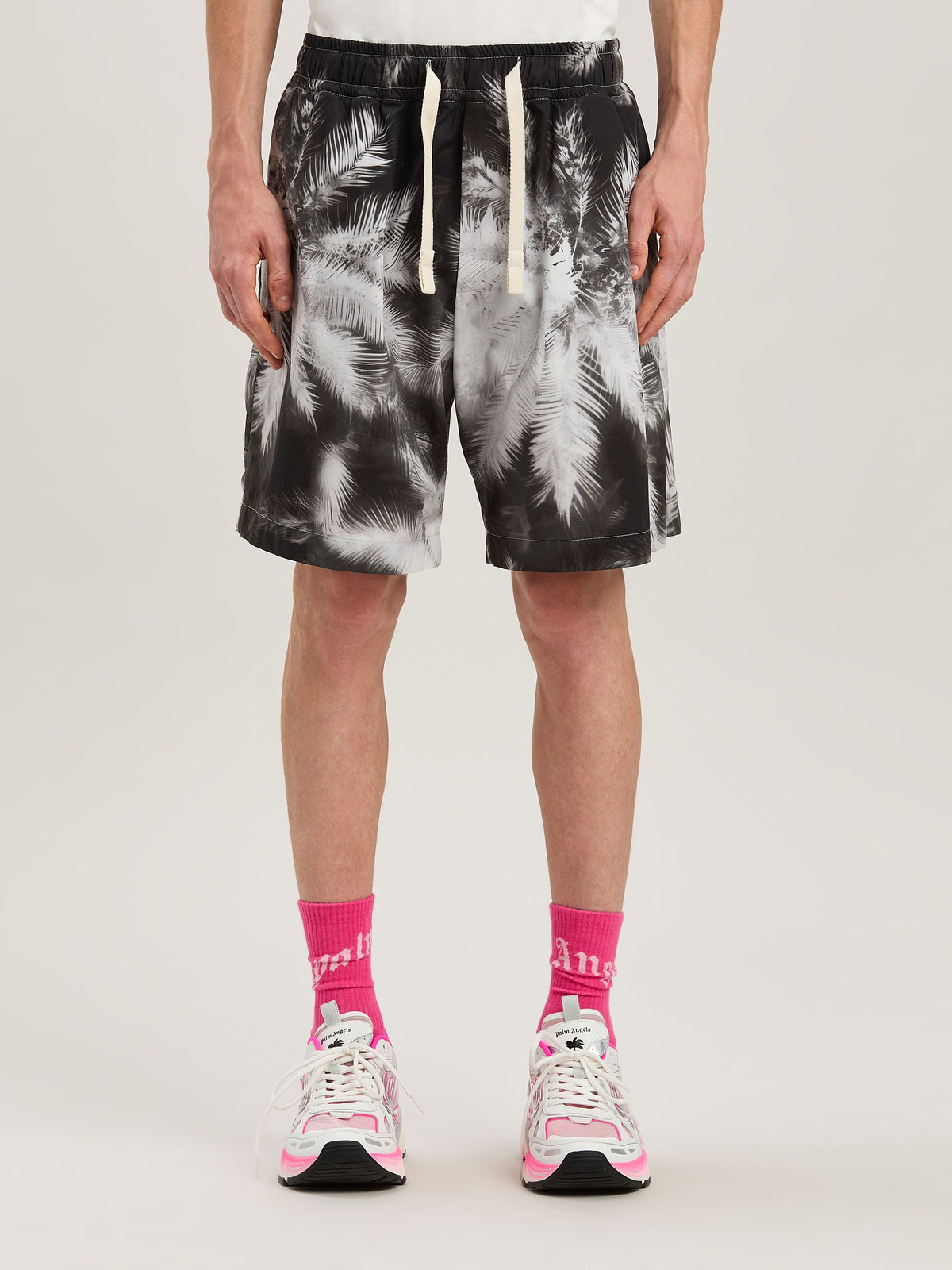 PALM ANGELS  BLACK BLUEPRINT PALMS SHORTS BLACK - OFF BLACK - OFF WHITE PMCB058S25FAB002