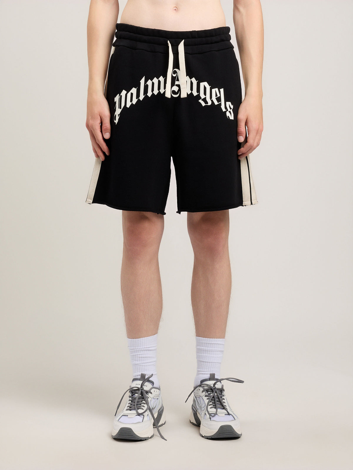 PALM ANGELS Curved Logo Track Sweatshorts BLACK OFF WHITE PMCI02DS26FLE001
