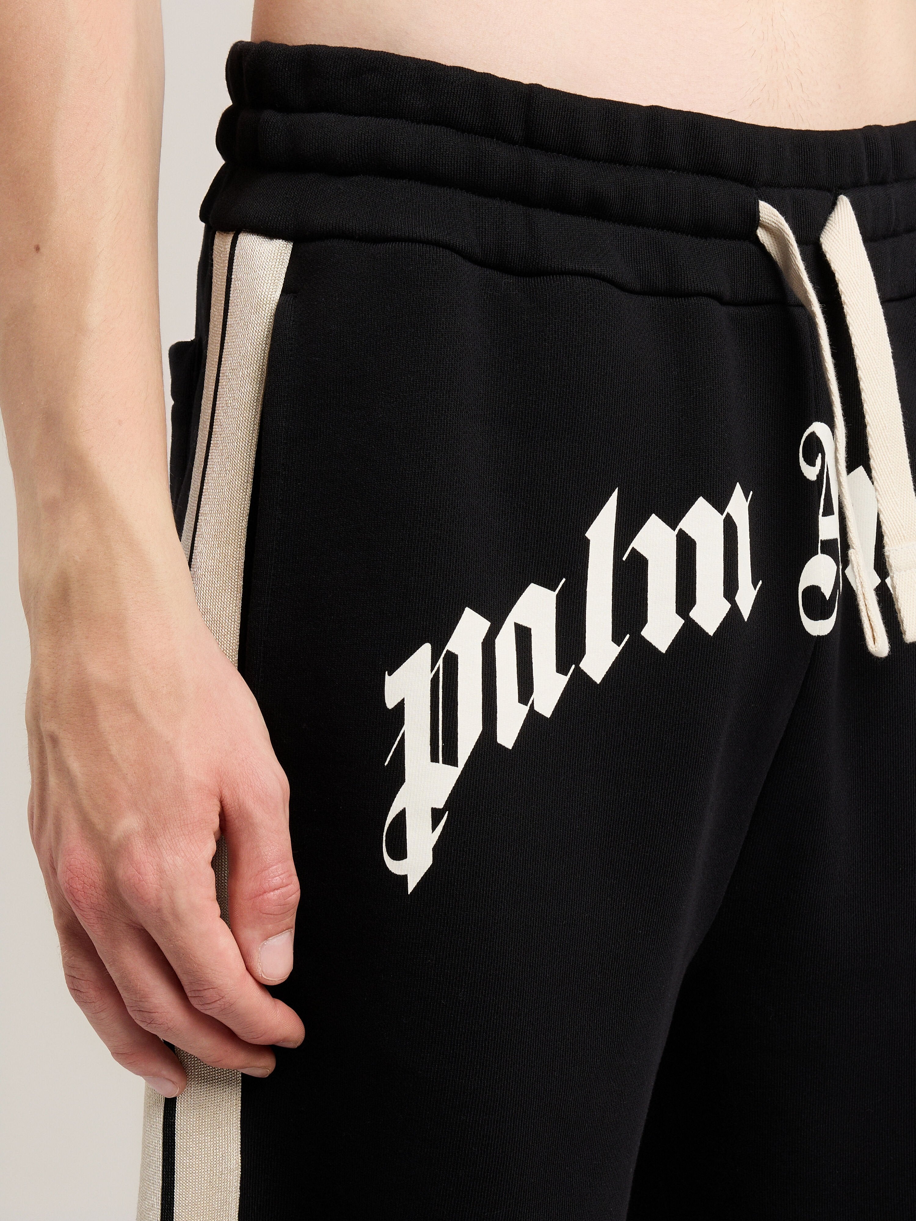 PALM ANGELS Curved Logo Track Sweatshorts BLACK OFF WHITE PMCI02DS26FLE001