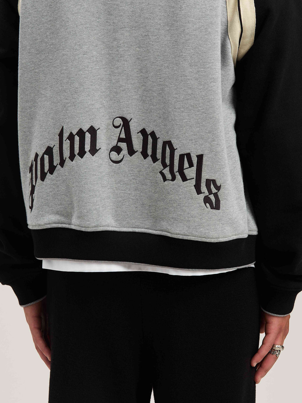 PALM ANGELS  CURVED LOGO TRACK VARSITY GREY MELANGE - GREY MELANGE - BLACK PMEK010S25FAB001