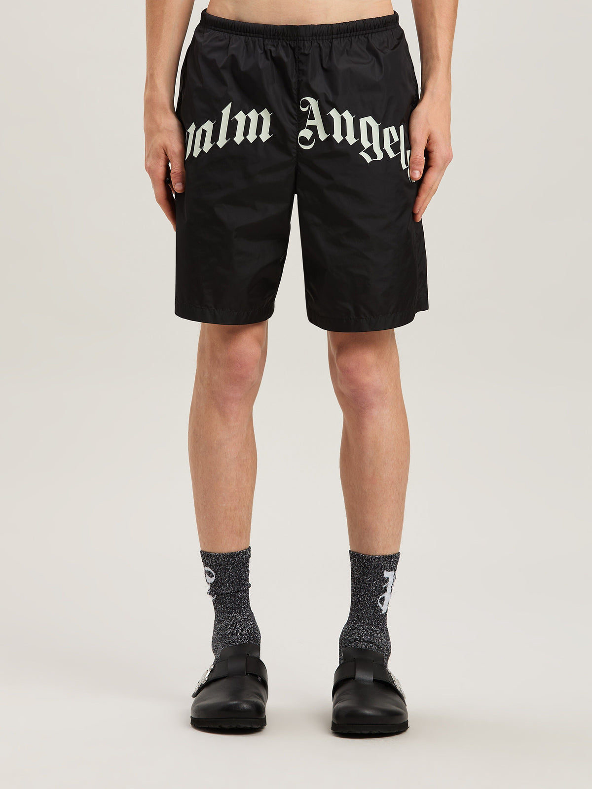 PALM ANGELS  CURVED LOGO SWIMSHORTS BLACK - OFF WHITE PMFD018S25FAB001