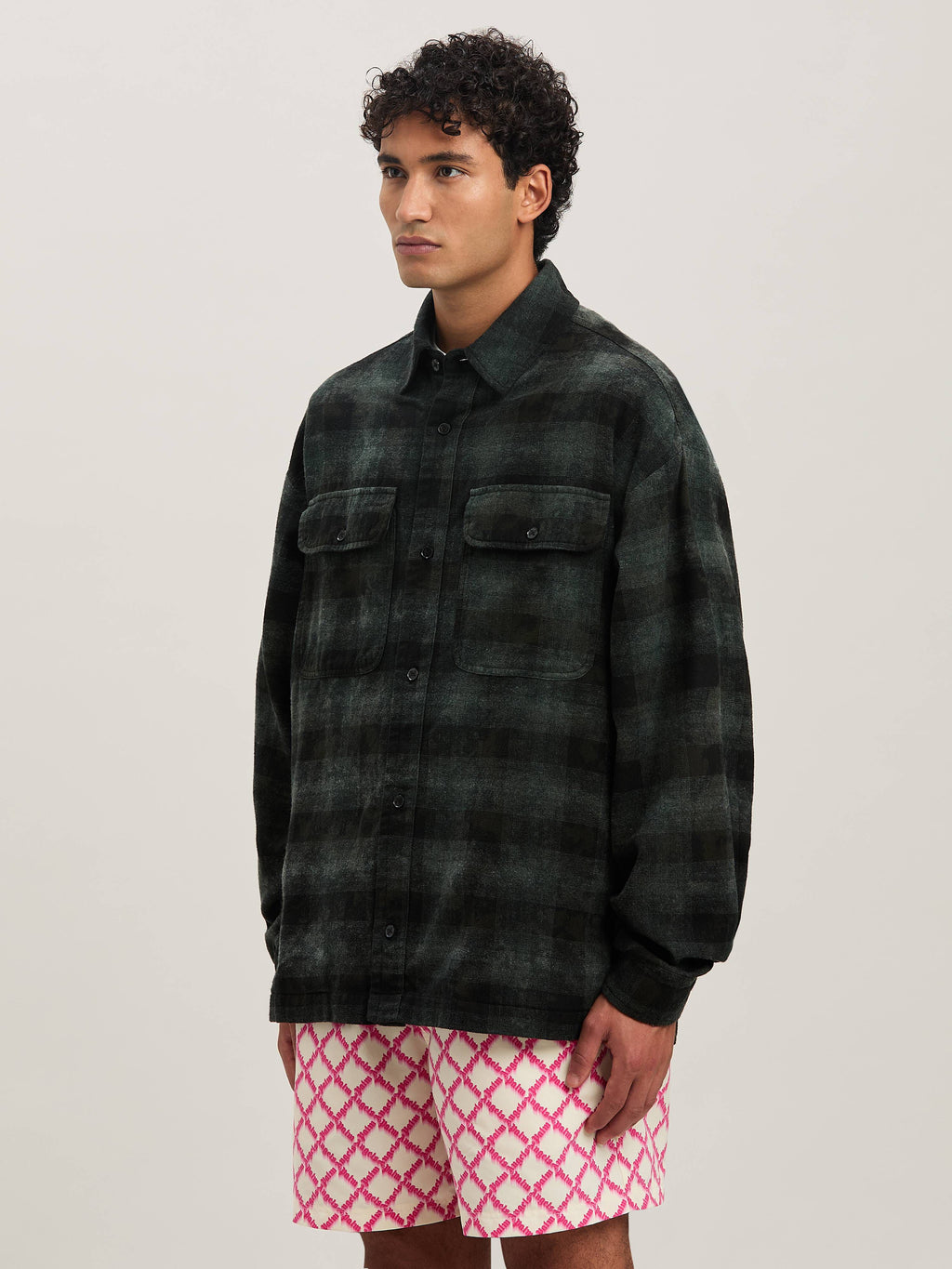 PALM ANGELS  M CURVED LOGO CHECK SHIRT LS MILITARY GR MILITARY GREEN - OFF WHITE PMGE043S25FAB002