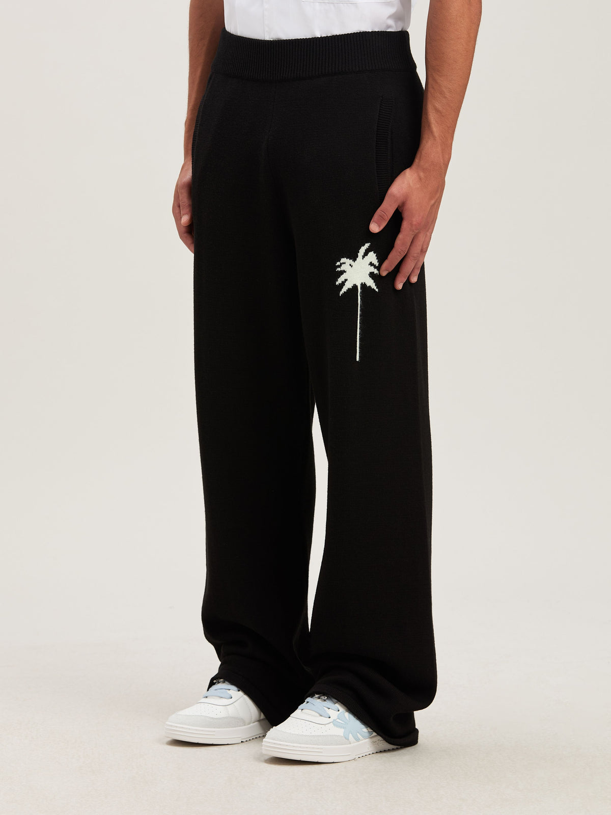 PALM ANGELS  PALMS KNIT PANTS BLACK - OFF WHITE PMHG021S25KNI001