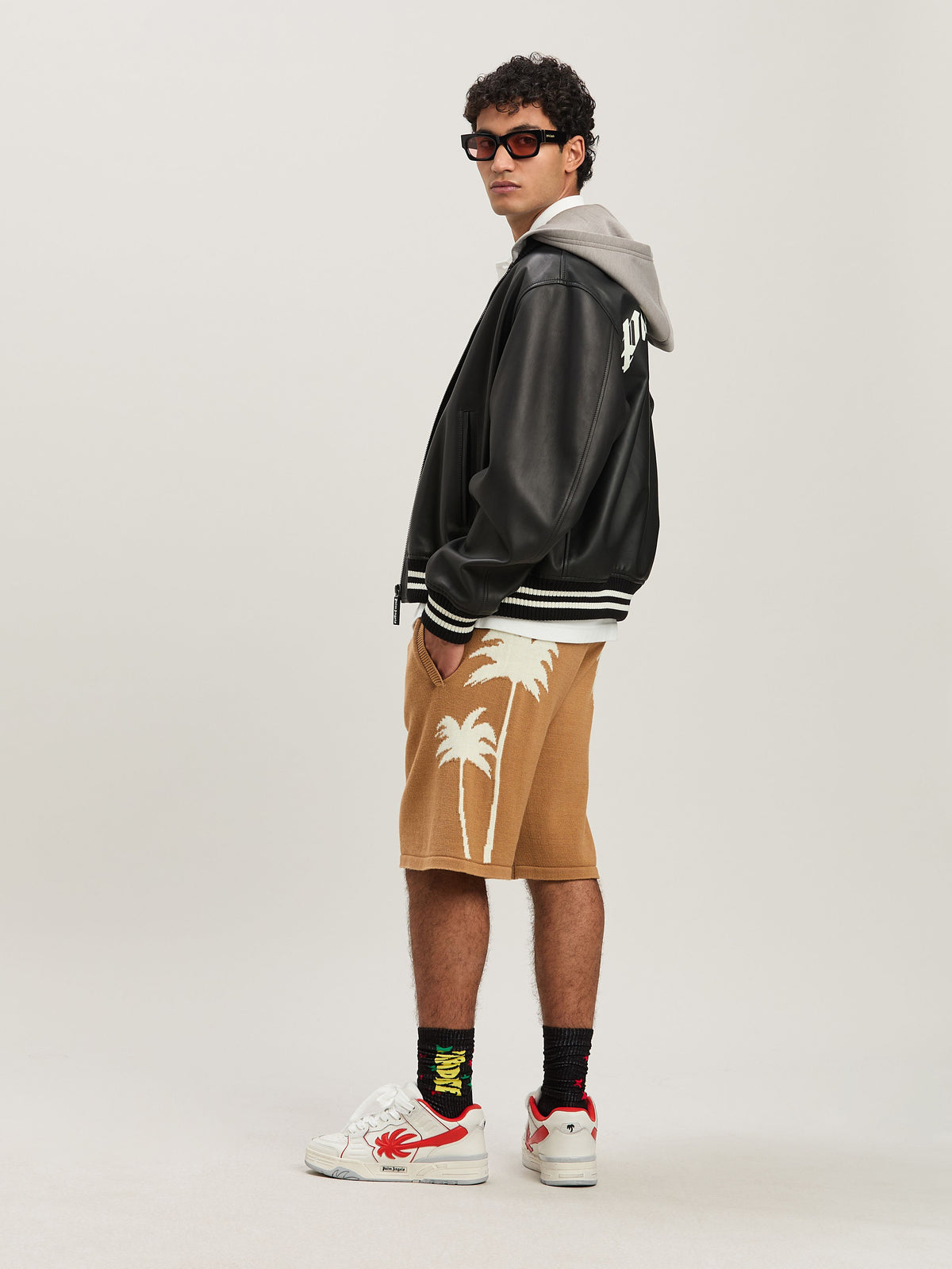 PALM ANGELS  PALMS KNIT SHORTS BEIGE - OFF WHITE PMHM012S25KNI002