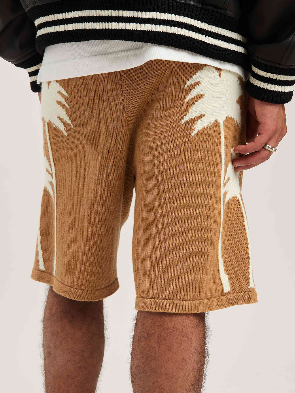 PALM ANGELS  PALMS KNIT SHORTS BEIGE - OFF WHITE PMHM012S25KNI002