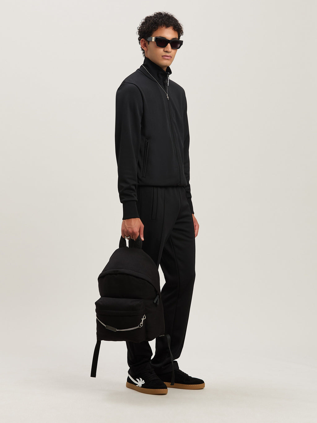 PALM ANGELS  LOGO PLATE BACKPACK BLACK PMNB026S25FAB001