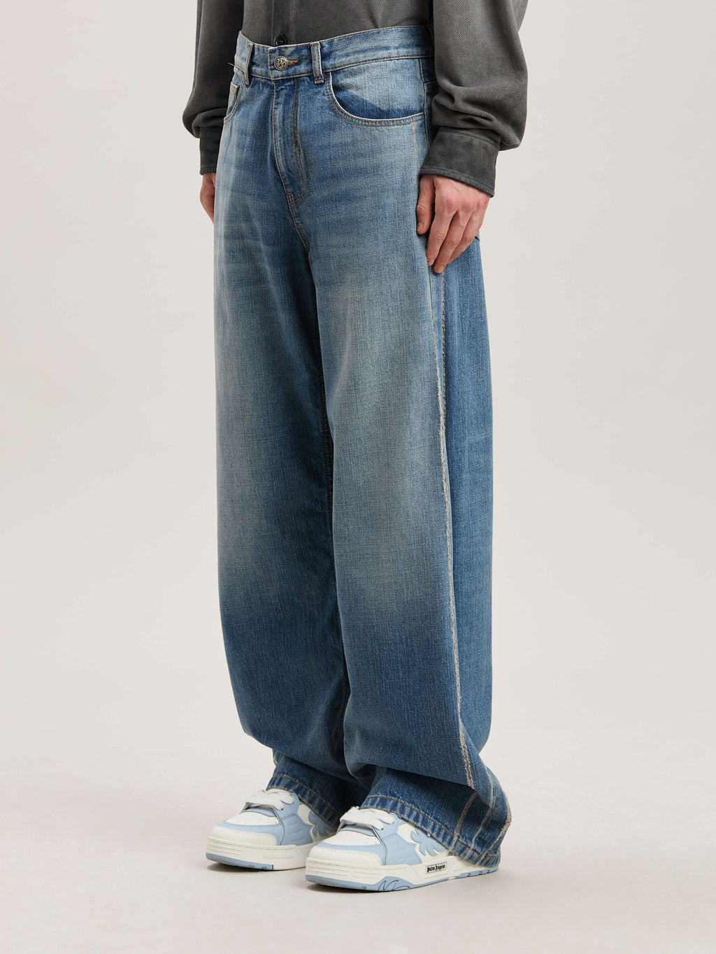 PALM ANGELS  CURVED LOGO LOOSE 5 POCKETS LIGHT BLUE - LIGHT BLUE - LIGHT BLUE PMYA049S25DEN002