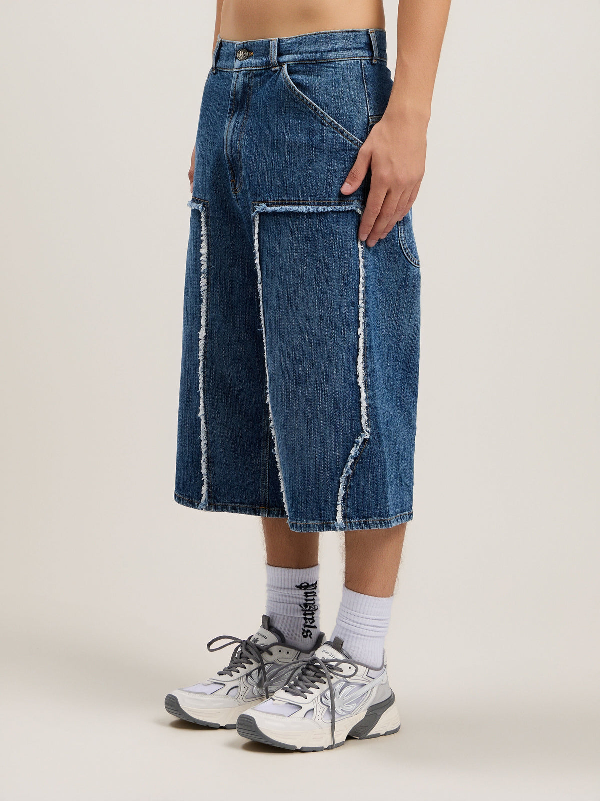 PALM ANGELS Curved Logo Skater Shorts MEDIUM BLUE MEDIUM BLUE PMYC00AS26DEN002